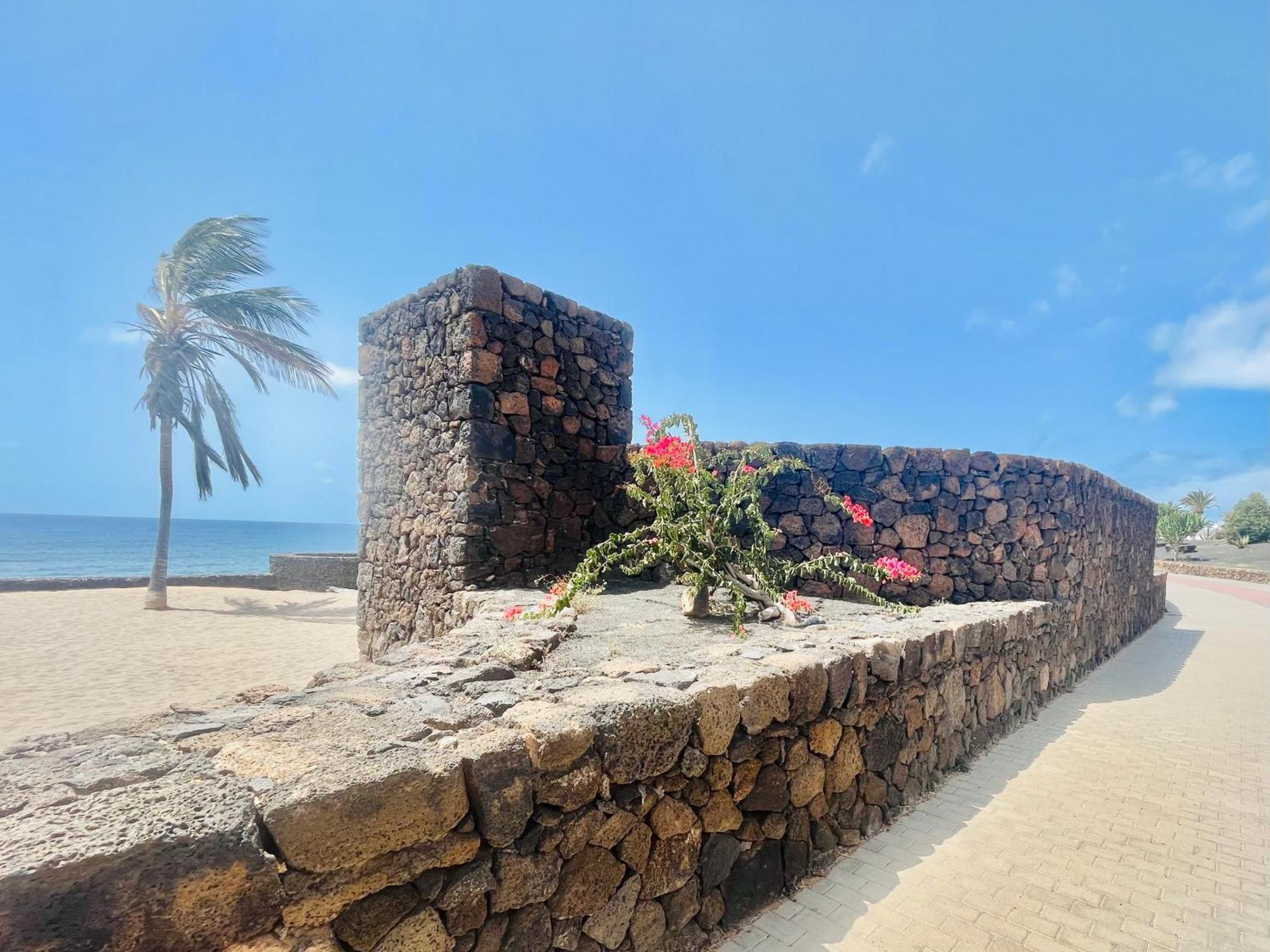 Villa Trinity House En Playa Bastian Costa Teguise Exterior foto